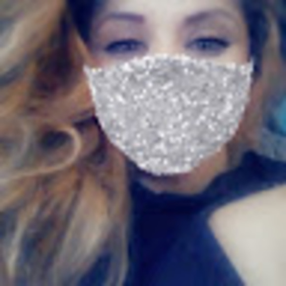 Meet your Posher, Bianca - Picture 1 of 1